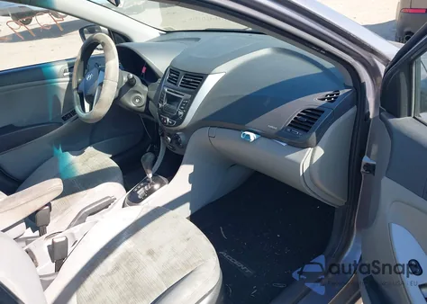 2016 Hyundai Accent Se z USA, uszkodzony, nr VIN KMHCT4AE2GU102405